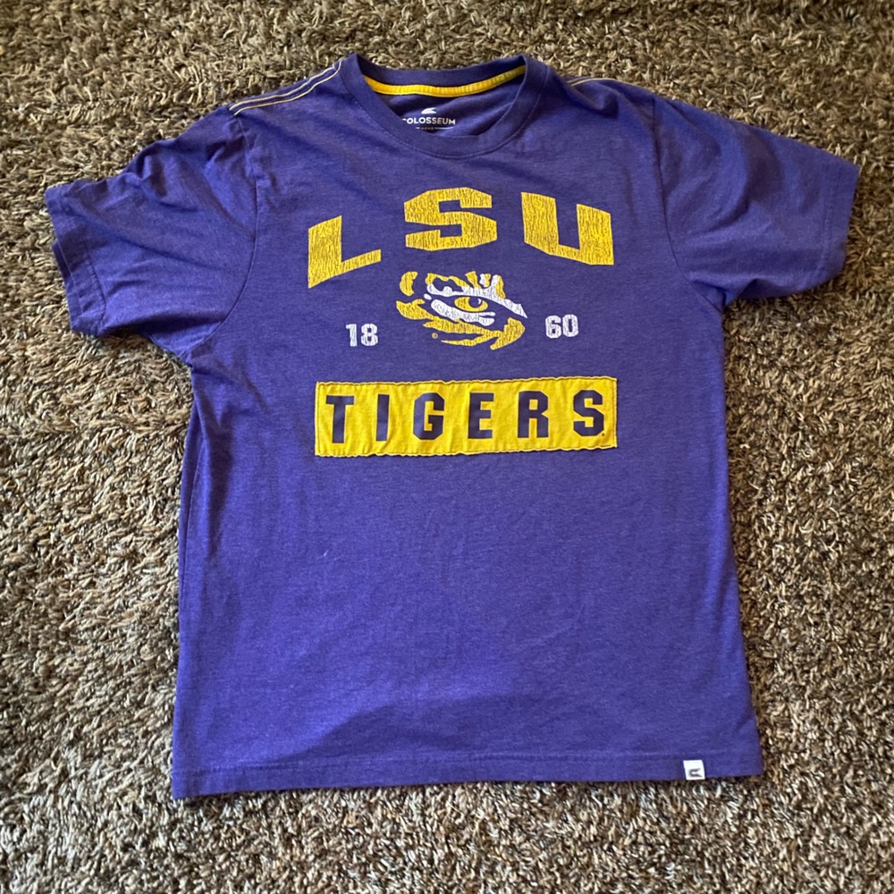 LSU Tigers tee shirt